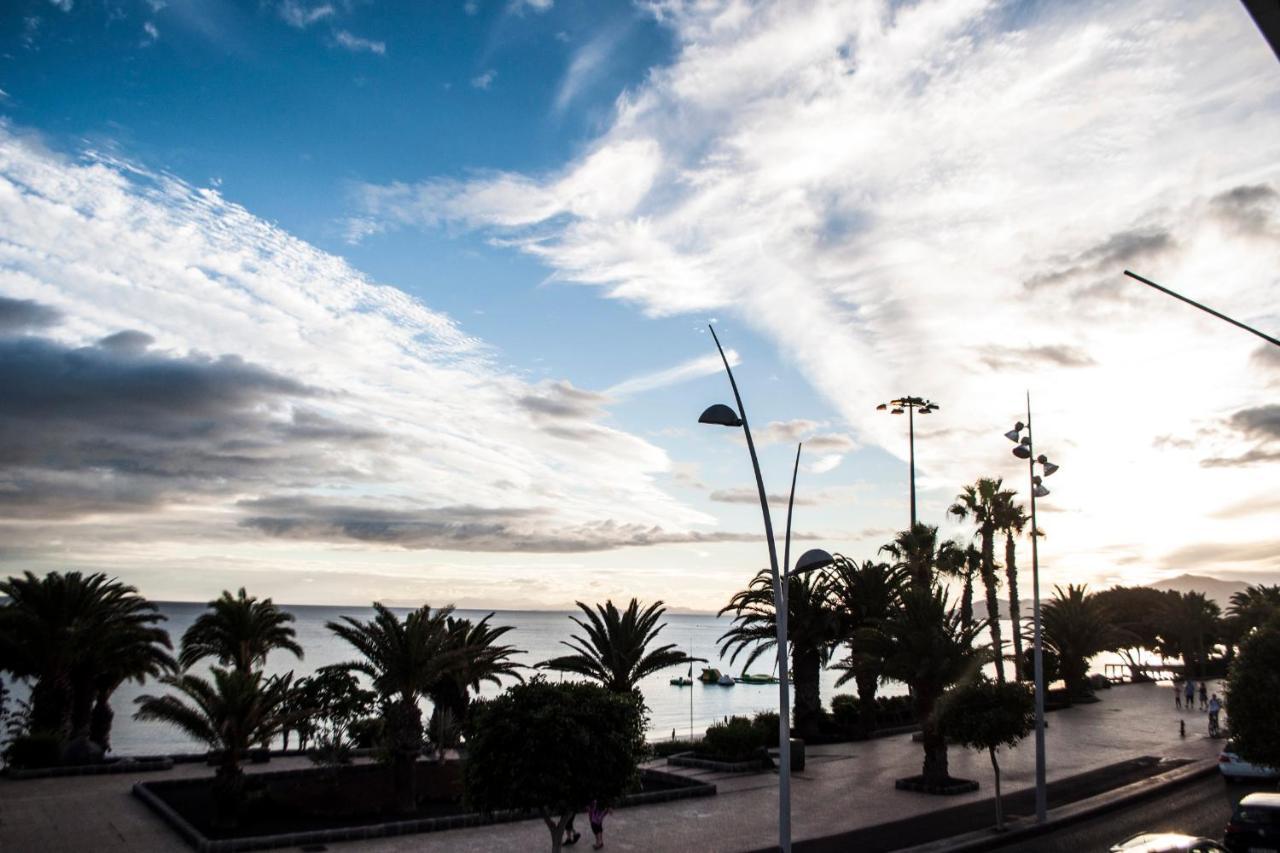 Casa Atlantico On The Front Line With Amazing Sea Views Apartment Puerto del Carmen  Exterior photo